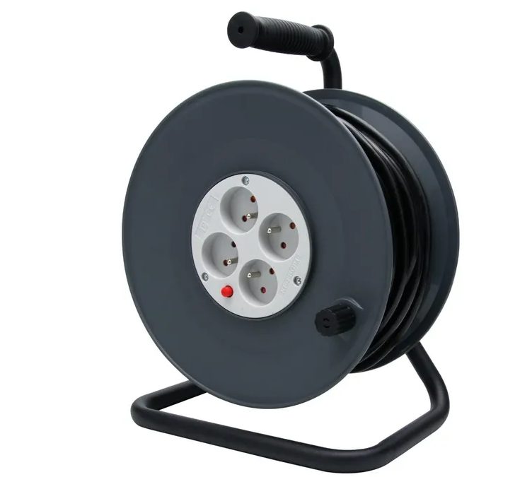 Enrouleur électrique 4 prises 40m 3G1.5